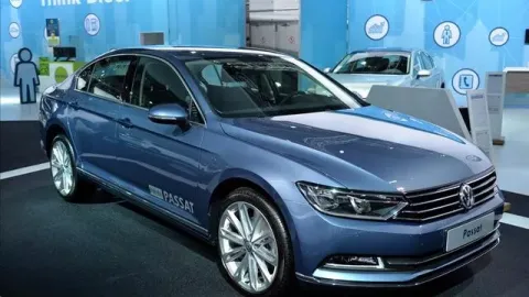 Volkswagen listeden kaldırdı... Passat sedan artık satılmayacak 