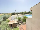 Seferihisar.şenköy Sitesi'nde Sıfır.tadilatlı,Köşe Parsel Müstakil Satılık 3+1 Villa