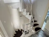 Gümüldür Fevzi Çakmak’ta Denize Sıfır, Havuzlu Prestijli Satılık 3+1 Villa