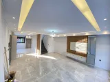 Seferihisar Mersin Alanı'nda Denize Sıfır, Akıllı Sistemli Lüks Satılık 3+1 Yazlık!