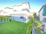 Seferihisar Mersin Alanı'nda Denize Sıfır, Akıllı Sistemli Lüks Satılık 3+1 Yazlık!