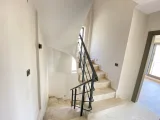 Seferihisar Sakız Ağacı'nda Denize Sıfır, Modern Tasarımlı Satılık 3+1 Müstakil Villa