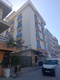 sahibinden Ailelere acilen çiğli küçük çiğlide merkezi yerde 3+1 ebeveyn banyolu doğalgaz kombili kiralık daire