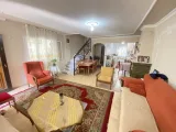 Seferihisar Atatürk Mah.'de denize 100 metre, panoramik teraslı lüks 3+1 Villa