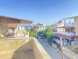Seferihisar Atatürk Mah.'de denize 100 metre, panoramik teraslı lüks 3+1 Villa