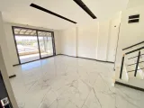 Seferihisar Doğanbey Payamlı da Denize 350 m Mesafede Sıfır Lüks Satılık 3+1 Villa